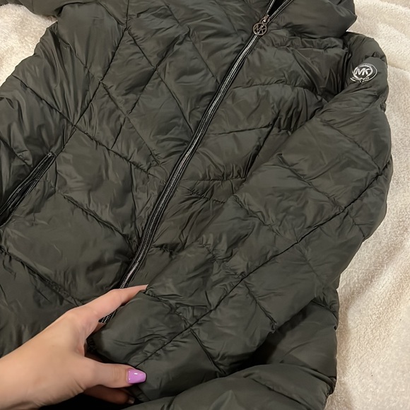 Michael Kors Dark Green Packable Down Fill Puffer Long Jacket - Picture 5 of 6